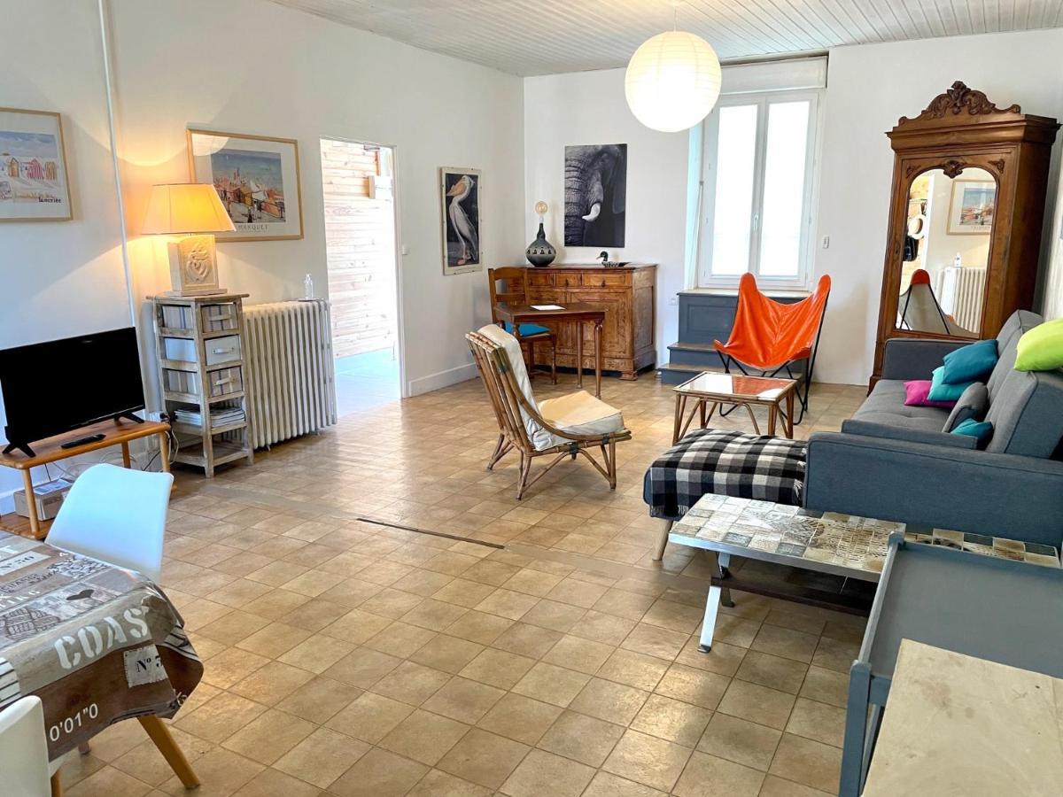 Maison De Famille Aux Sables D'Olonne レ・サ​​ーブル・ドロンヌ エクステリア 写真